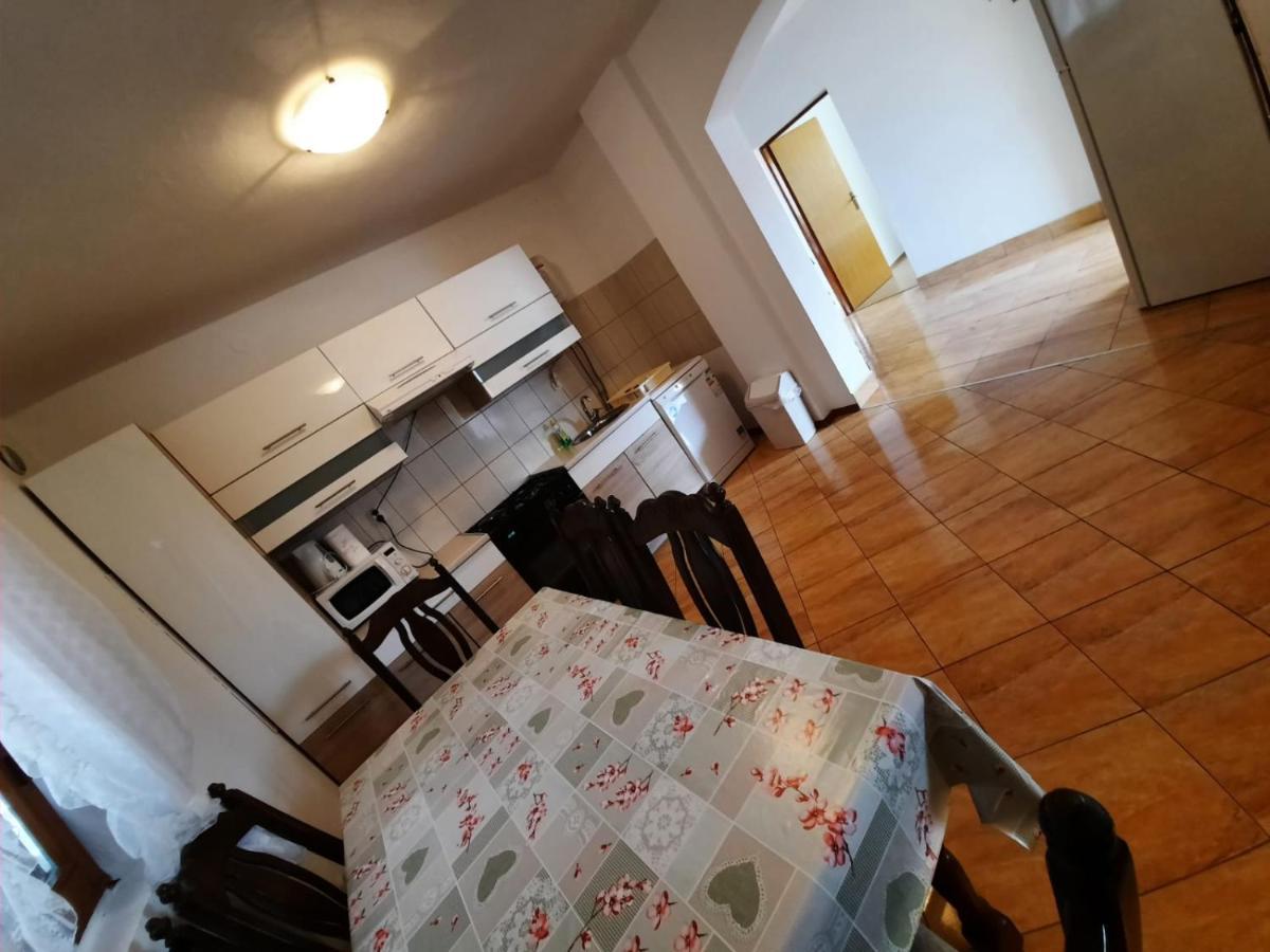Anita Apartment Vir Ngoại thất bức ảnh