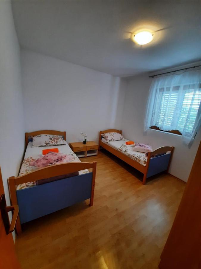 Anita Apartment Vir Ngoại thất bức ảnh